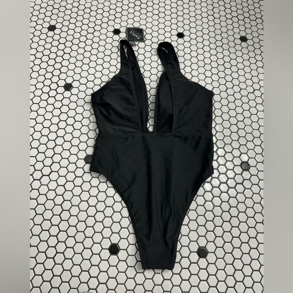 NWT zaful one piece swimsuit size 8 - Picture 2 of 4